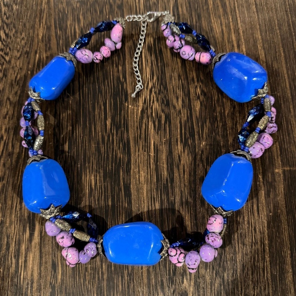 Blue Agate Howlite Necklace Womens OS Blue Agate Howlite Chunky Beaded Boho